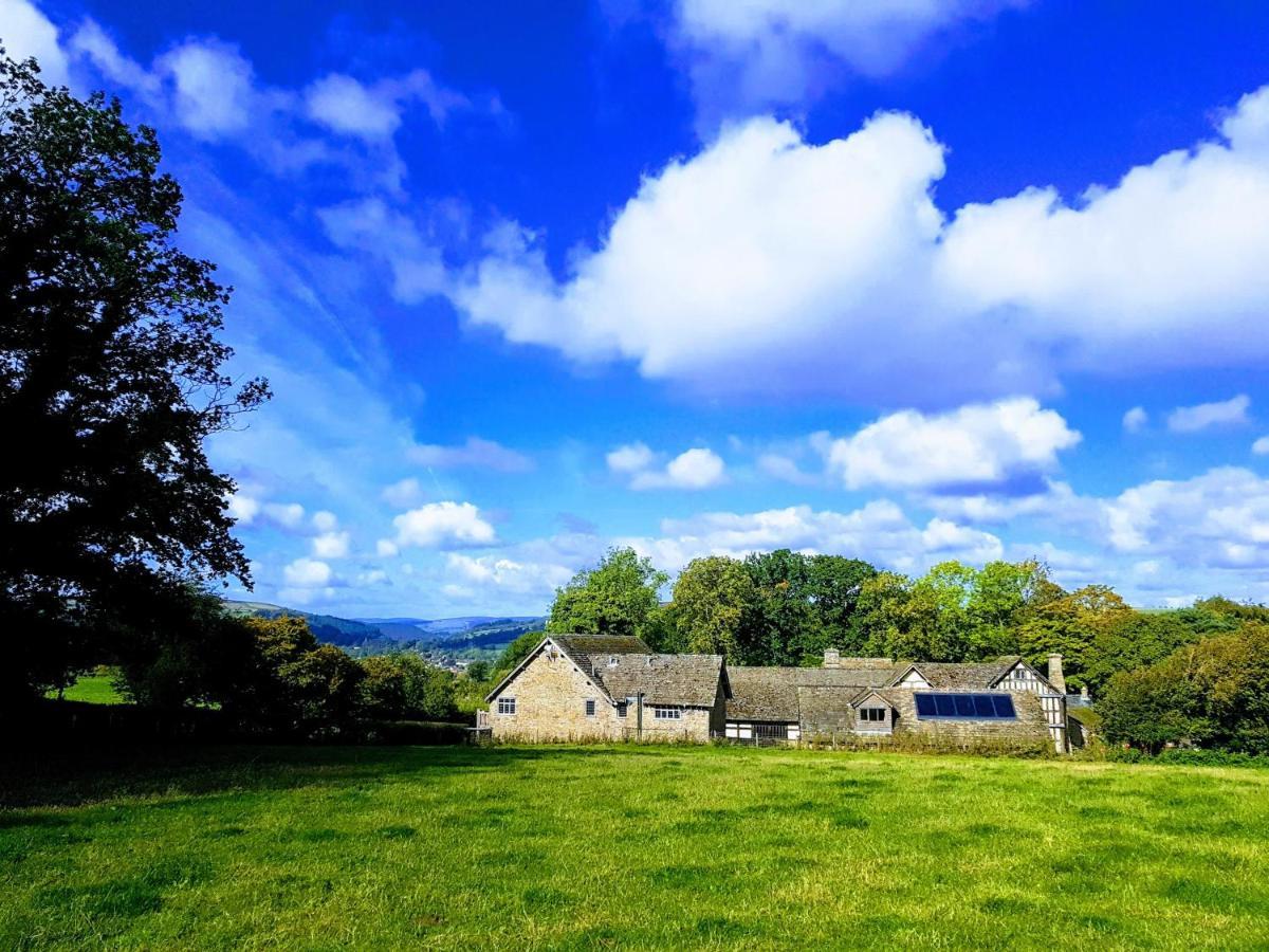 The Threshing Barn At Penrhos Court Villa คิงตัน ภายนอก รูปภาพ